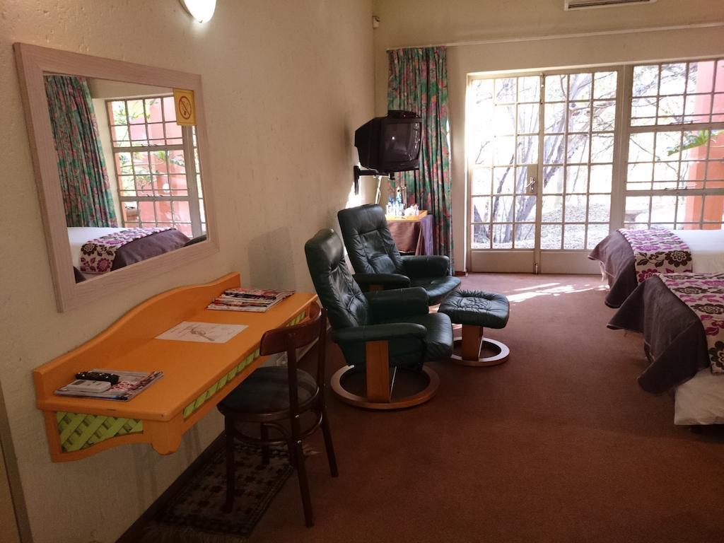 Hornbill Lodge 马加利斯堡 客房 照片